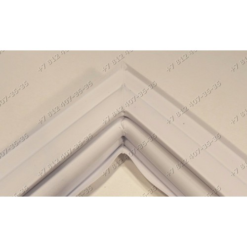 Резина морозильной камеры холодильника Indesit, Ariston - 570*765 мм C00854014